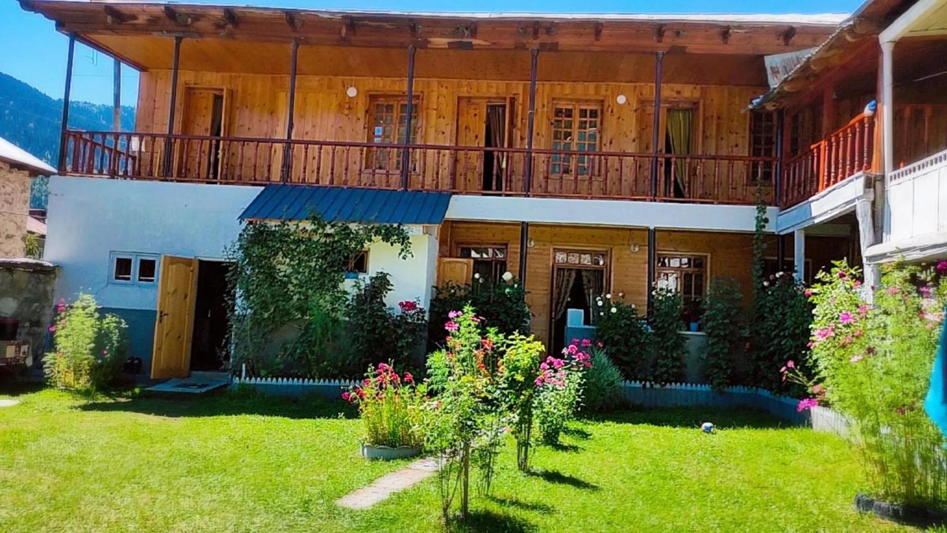 Guest House-Waterfall Chokhuldi Exterior foto